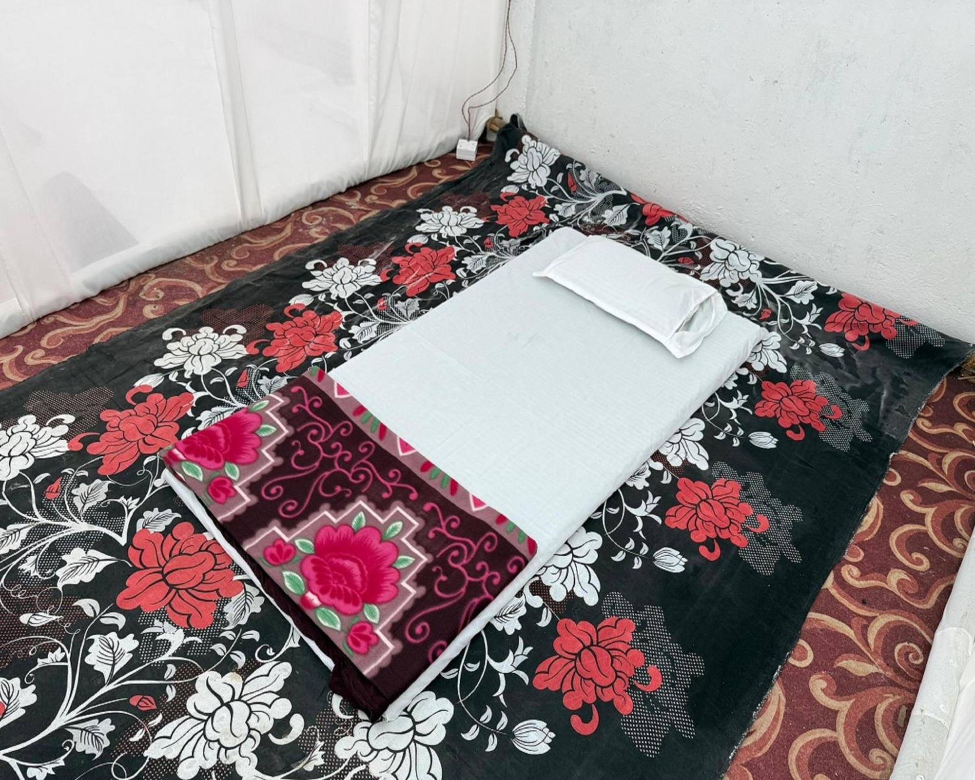 Arail Tent City Kumbh Cottage Mahakumbh -Near Arail Ghat And Naini Station Allāhābād Junction المظهر الخارجي الصورة